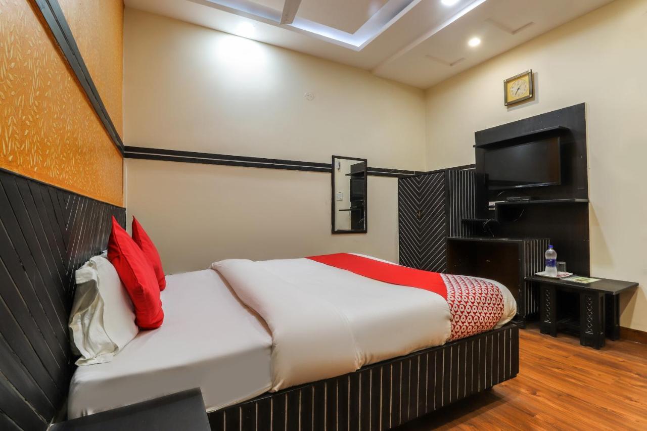 Oyo Hotel City Palace Kanpur Luaran gambar