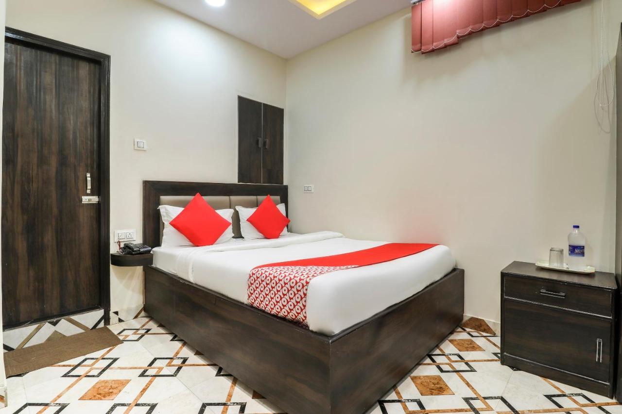 Oyo Hotel City Palace Kanpur Luaran gambar
